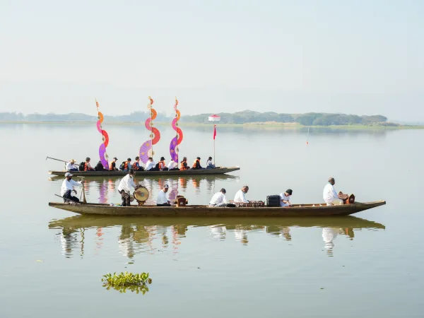 ภาพประกอบ