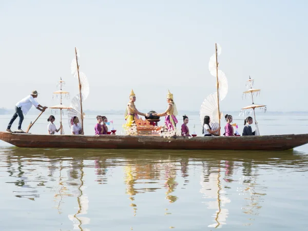 ภาพประกอบ