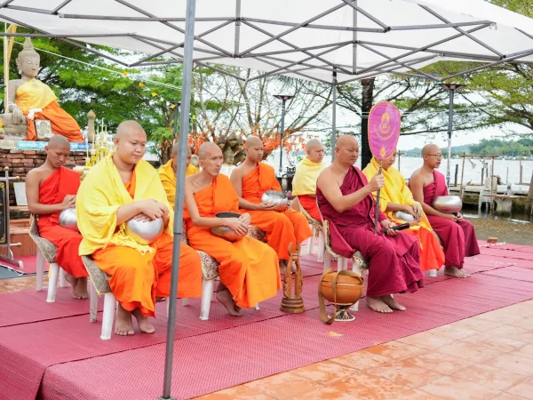 ภาพประกอบ