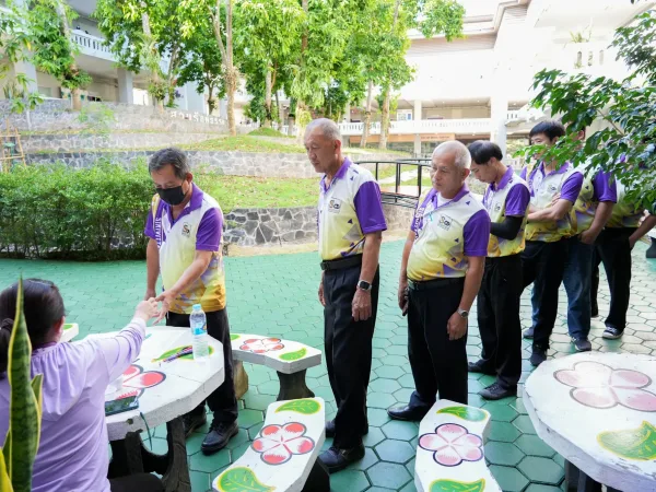 ภาพประกอบ