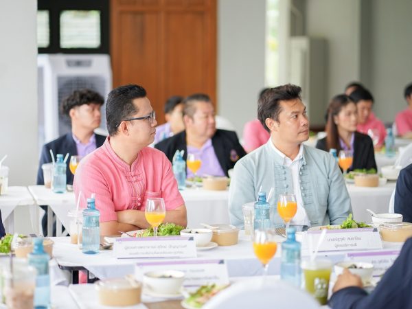 ภาพประกอบ