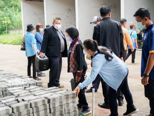 ภาพประกอบ