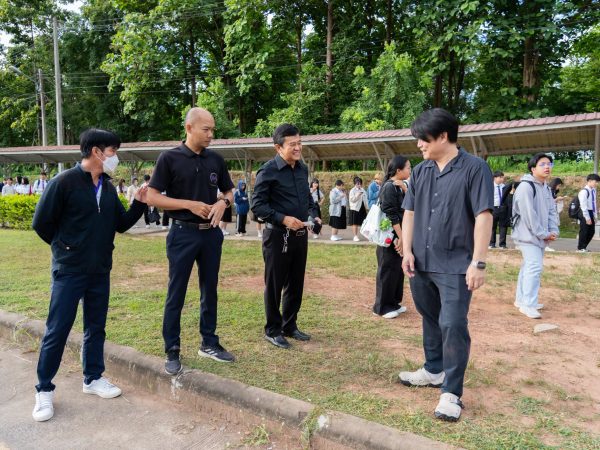 ภาพประกอบ