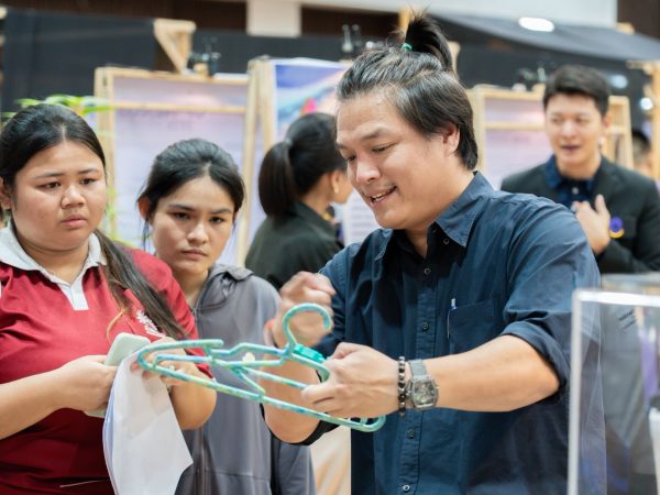 ภาพประกอบ