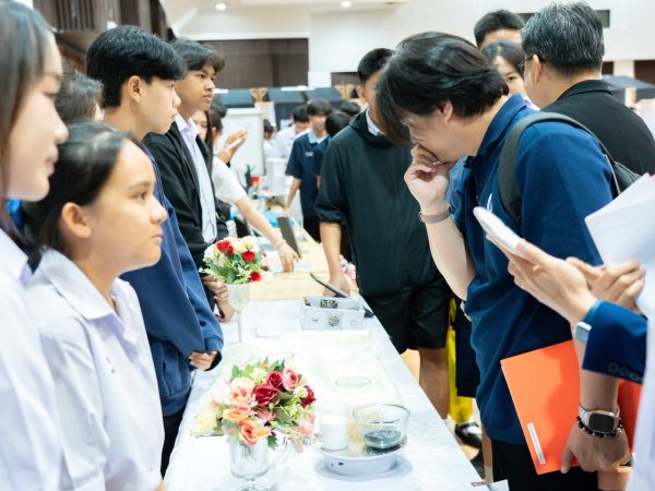 ภาพประกอบ